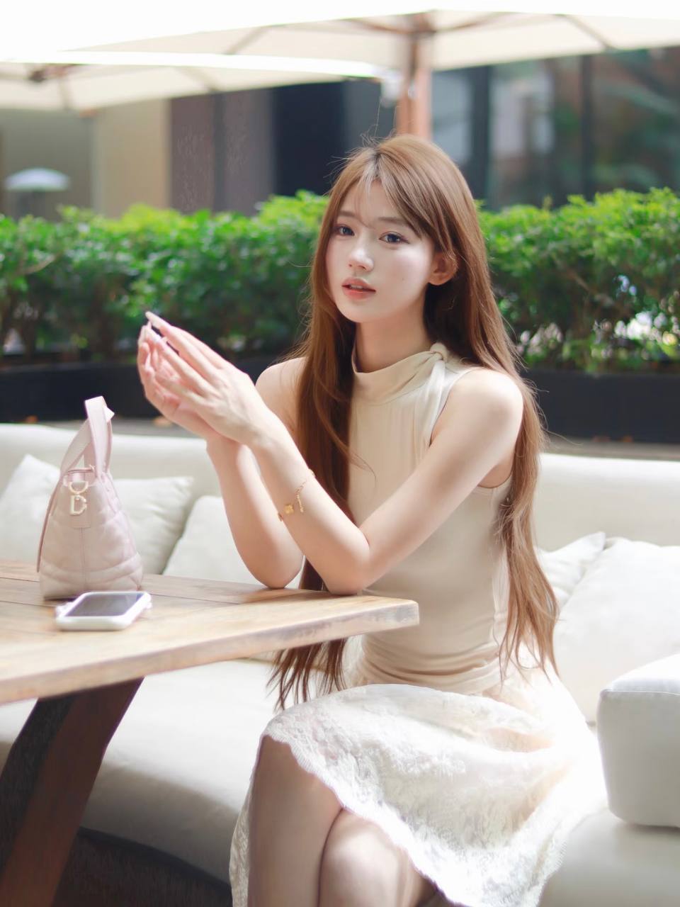 谁在电影关灯 2025 中国大陆在线观看